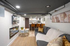 Romantic Hideout 1Bedroom Lower Level